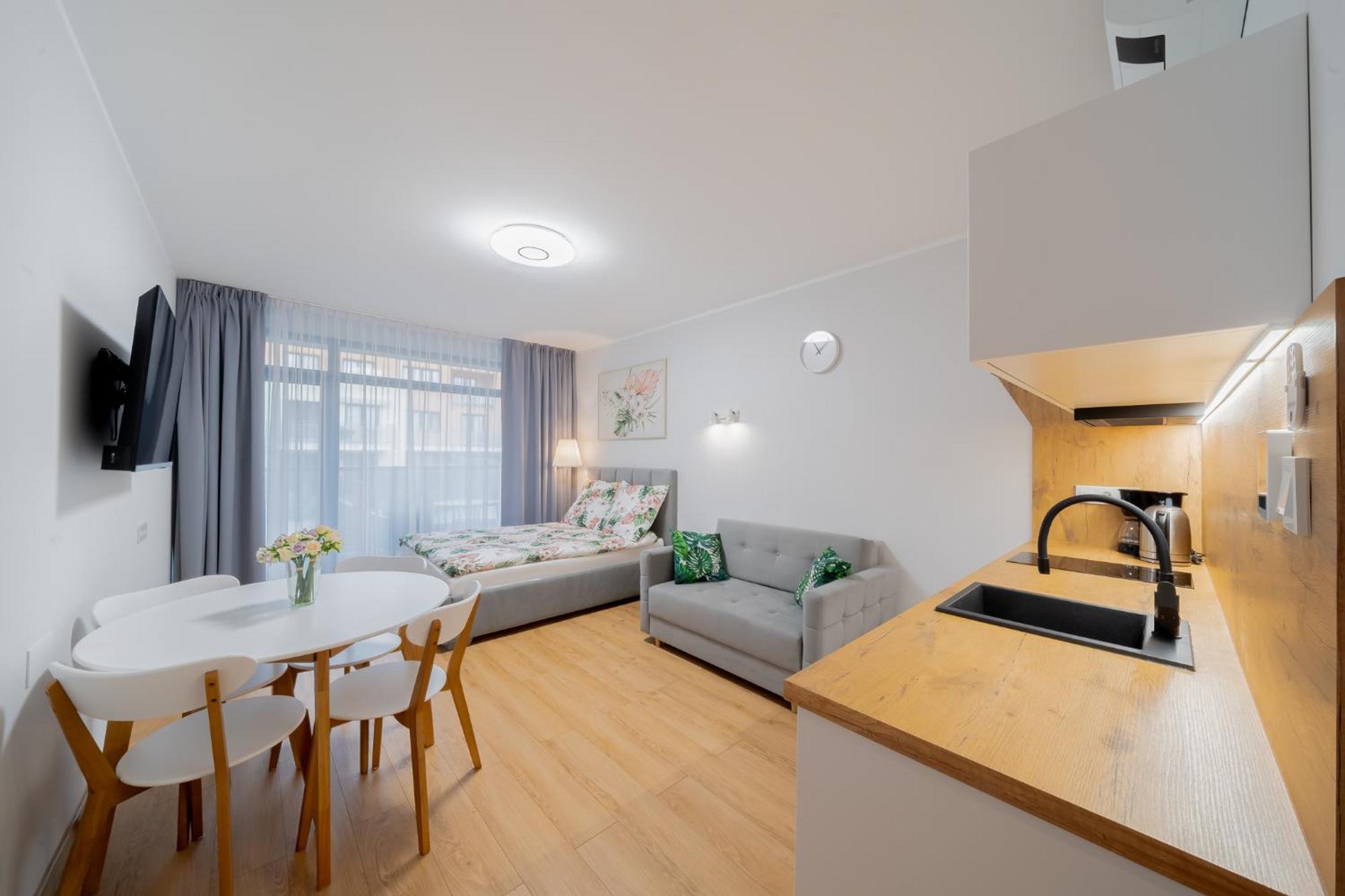 Lulu - Flora - Z Klimatyzacja , Solny Apartament *